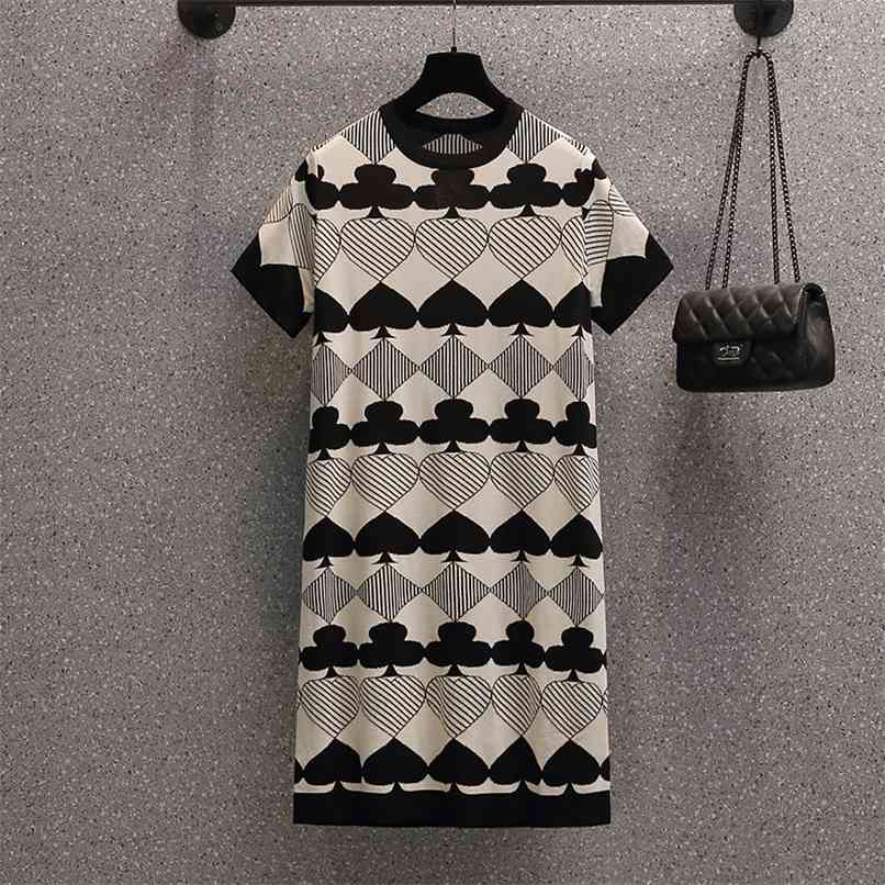 Knitted Dress for Women Summer Elegant O-neck Short Sleeve Jacquard contrast Straight Loose Plus size L-4XL 210602, Beige
Knitted Dress for Women Summer Elegant O-neck Short Sleeve Jacquard contrast Straight Loose Plus size L-4XL 210602, Beige