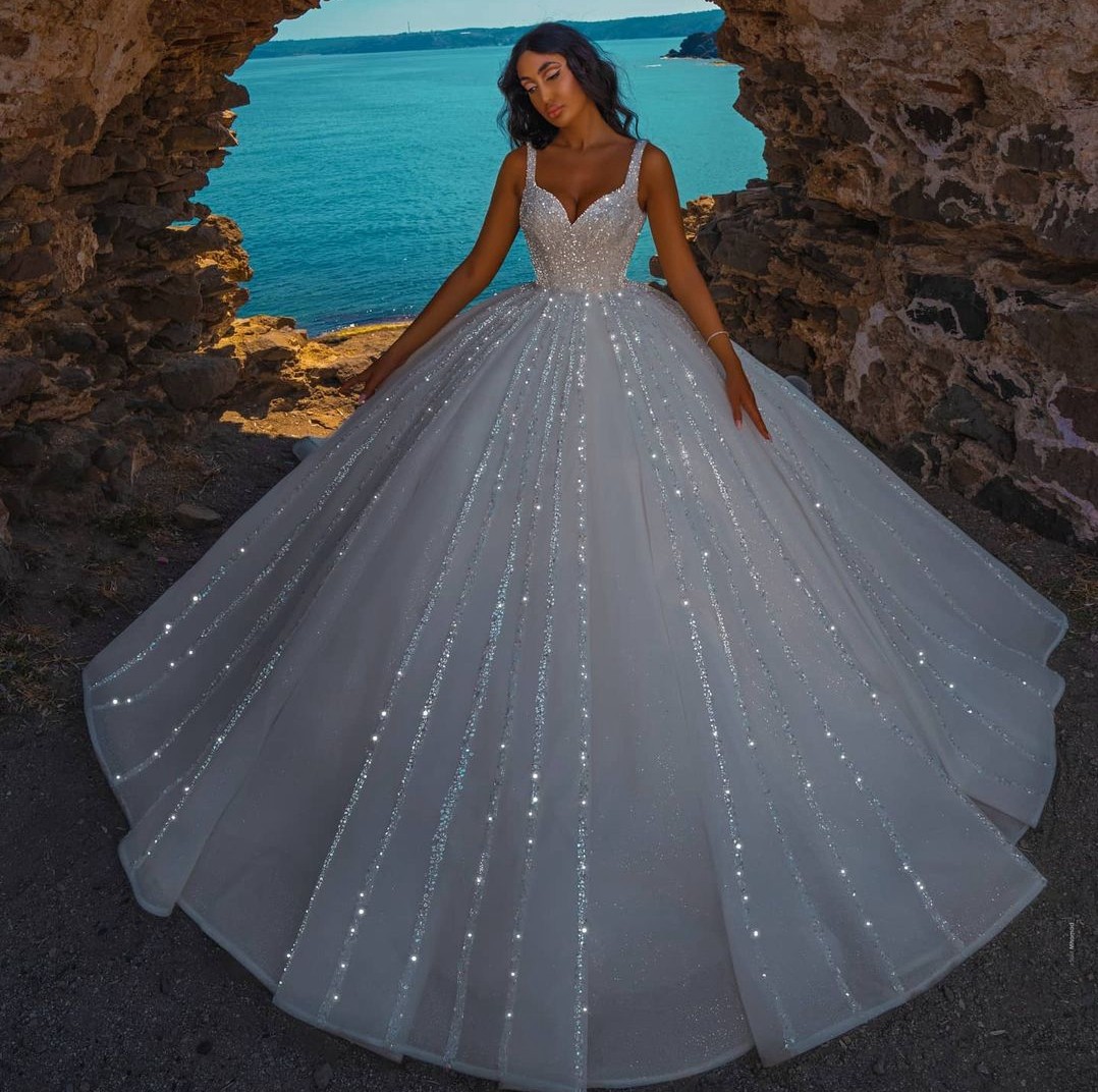 Sparkling Arabic Dubai Wedding Dress 2023 Beaded Sequins Crystals Bridal Gown Plus Size Custom Made Vestidos Robe De Mariage