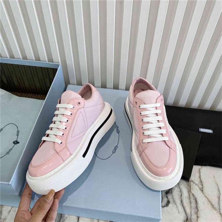Luxury Designer Casual Board Shoes Men And Women Fashion Spring Fall Winter Patchwork Lace Up Thick Bottom Round ToeShoe Sports Top Quality Good Price, Color13
Luxury Designer Casual Board Shoes Men And Women Fashion Spring Fall Winter Patchwork Lace Up Thick Bottom Round ToeShoe Sports Top Quality Good Price, Color13