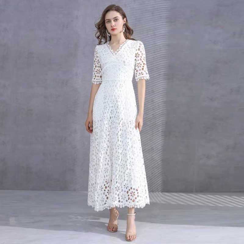 Elegant White Maxi Dress For Women V Neck Half Sleeve High Quality Hollow Out Slim Dresses Style Fashion CHIC 210421
