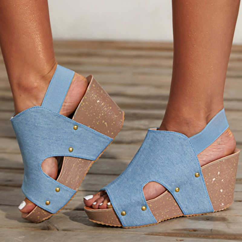 Summer Women's Sandals Ladies Shoes Ankle Strap Woman Flat Platform Comfort Female Footwear Non Slip Fashion 2021 New Y0721, 8698 white
Summer Women's Sandals Ladies Shoes Ankle Strap Woman Flat Platform Comfort Female Footwear Non Slip Fashion 2021 New Y0721, 8698 white