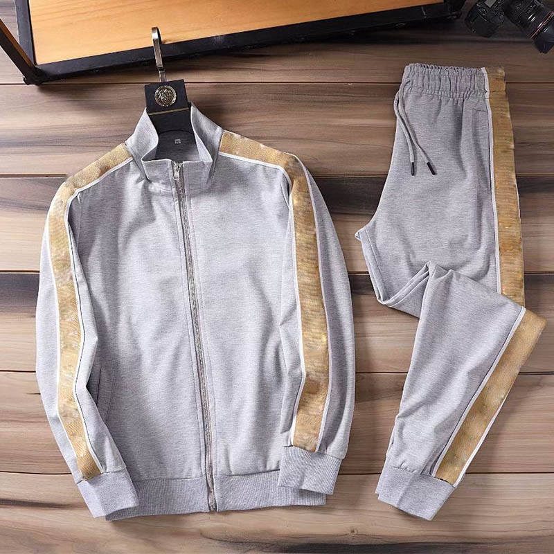 designer Tracksuits +pants 2 Piece Sets Mens Casual Punk Hoodie embroidery print letter tops Sweatshirts women fashion Skateboard clothing Long sleeve 100% Cotton
designer Tracksuits +pants 2 Piece Sets Mens Casual Punk Hoodie embroidery print letter tops Sweatshirts women fashion Skateboard clothing Long sleeve 100% Cotton
