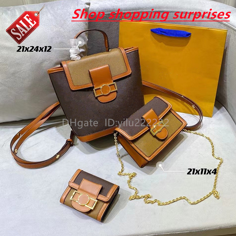 20ss TOP fashion high quality Lou vdeng women's bag retro luxury designer original leather messenger double shoulder zipper portable woman ss, Split
20ss TOP fashion high quality Lou vdeng women's bag retro luxury designer original leather messenger double shoulder zipper portable woman ss, Split
