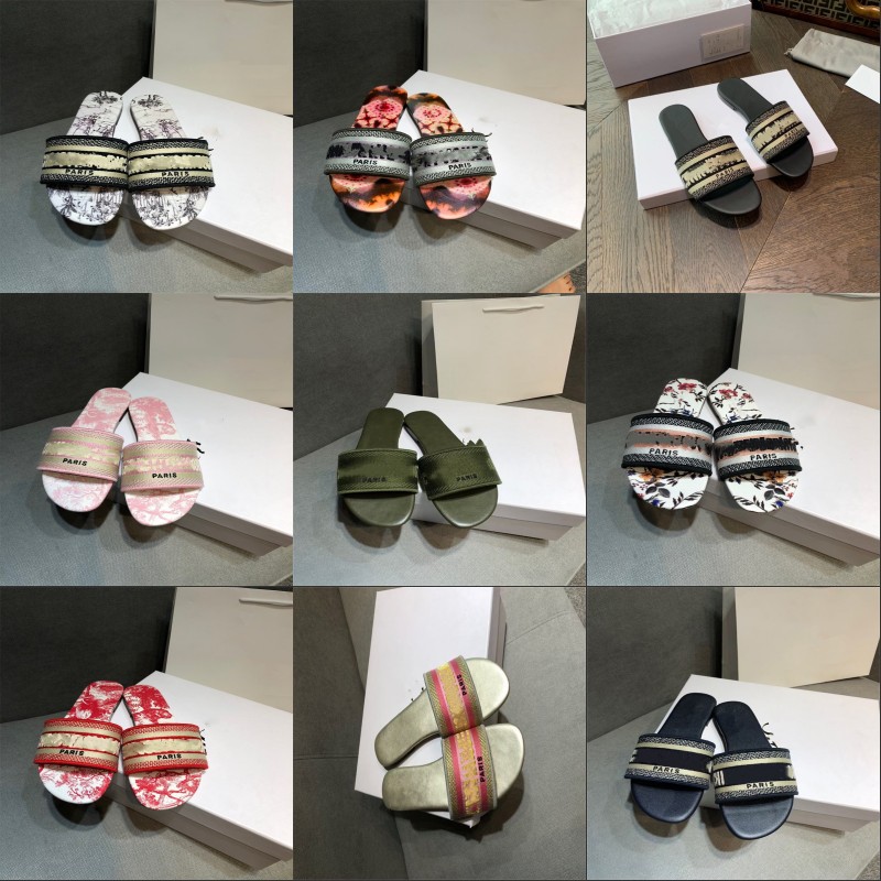 2021 High Quality women Sandals Slippers summer beach indoor Flat shoes Designer Classic Woman Sandal Shoe With box size 35-43 2733 Q2, Black
2021 High Quality women Sandals Slippers summer beach indoor Flat shoes Designer Classic Woman Sandal Shoe With box size 35-43 2733 Q2, Black