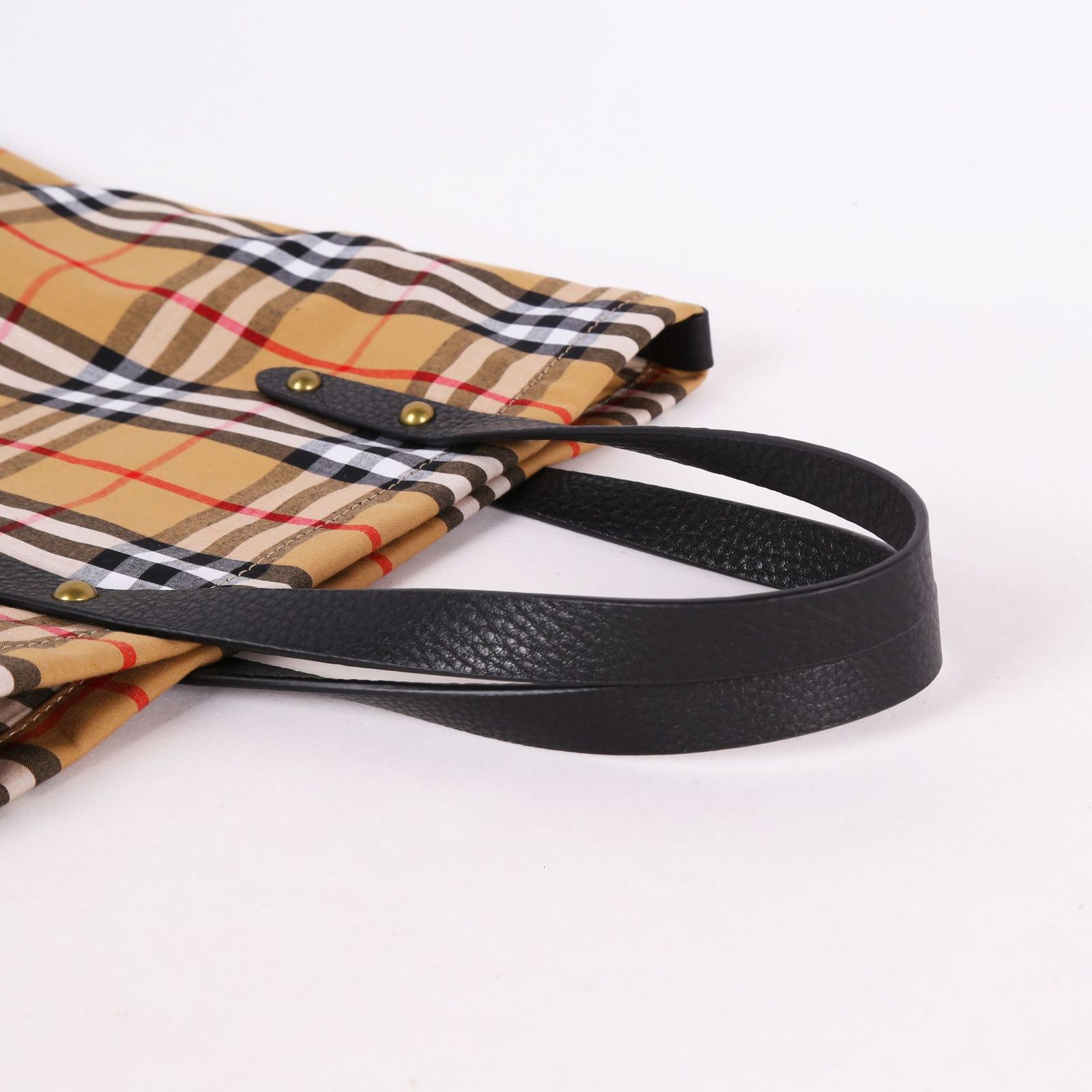 premium women's bag classic vinta color red cotton checkered one shoulder mommy handbag shopping tote, Black;red 
premium women's bag classic vinta color red cotton checkered one shoulder mommy handbag shopping tote, Black;red