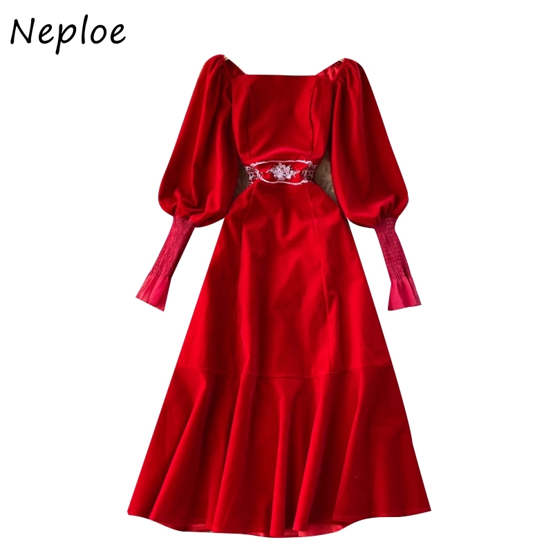 Neploe Vintage Chic Embroidery Slim Waist Dresses New Square Collar Velvet Vestidos Autumn Winter Elegant Women Dress 94586 210422
