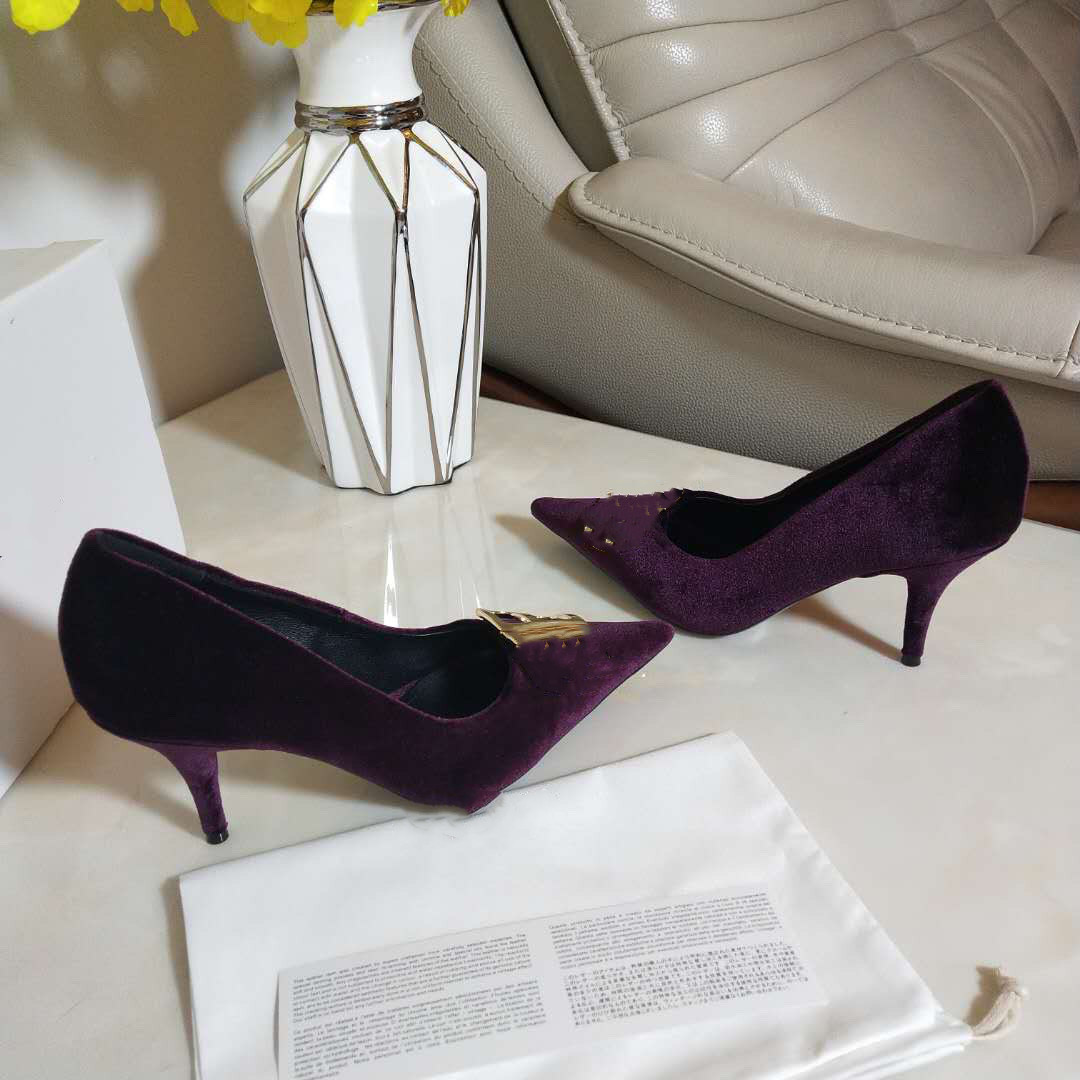 2021 Women Coffee Sheepskin Nude Patent Leather Poined Toe Women Pumps Fashion Red Bottom High Heels Shoes for Women Wedding shoes 0624, 04
2021 Women Coffee Sheepskin Nude Patent Leather Poined Toe Women Pumps Fashion Red Bottom High Heels Shoes for Women Wedding shoes 0624, 04