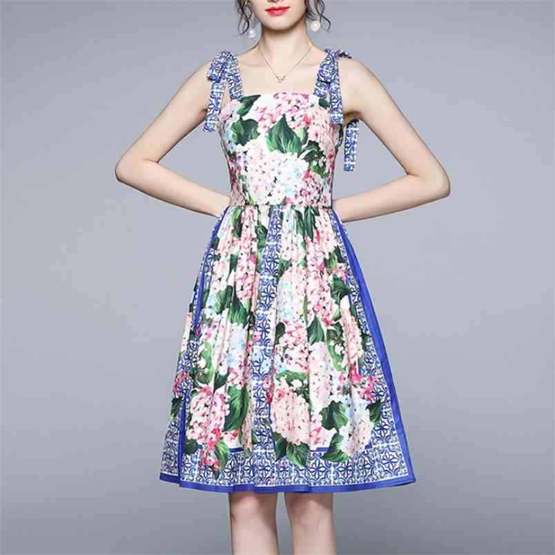 Fashion Summer Boho Dress Women's Spaghetti Strap Blue and white Floral Printed Casual Slim vestidos 210519, Photo color
Fashion Summer Boho Dress Women's Spaghetti Strap Blue and white Floral Printed Casual Slim vestidos 210519, Photo color