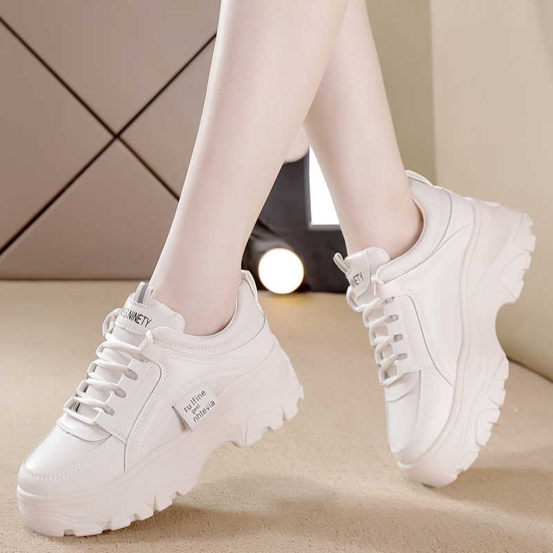 Outdoor Lawn Running Sports shoes for Men Women Athletic Trainers Professional Jogging Walking Sneakers Hiking Top quality
Outdoor Lawn Running Sports shoes for Men Women Athletic Trainers Professional Jogging Walking Sneakers Hiking Top quality