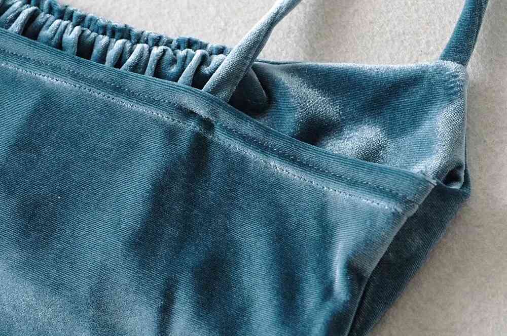 Vintage Sexy Women Pleated Ruched Spaghetti Strap Mini Short Velvet Dress Velour Party Package hips 210429