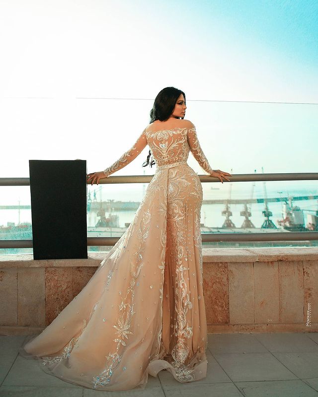 2021 Plus Size Arabic Aso Ebi Gold Luxurious Mermaid Prom Dresses Lace Beaded Sheer Neck Evening Formal Party Second Reception Gowns ZJ366