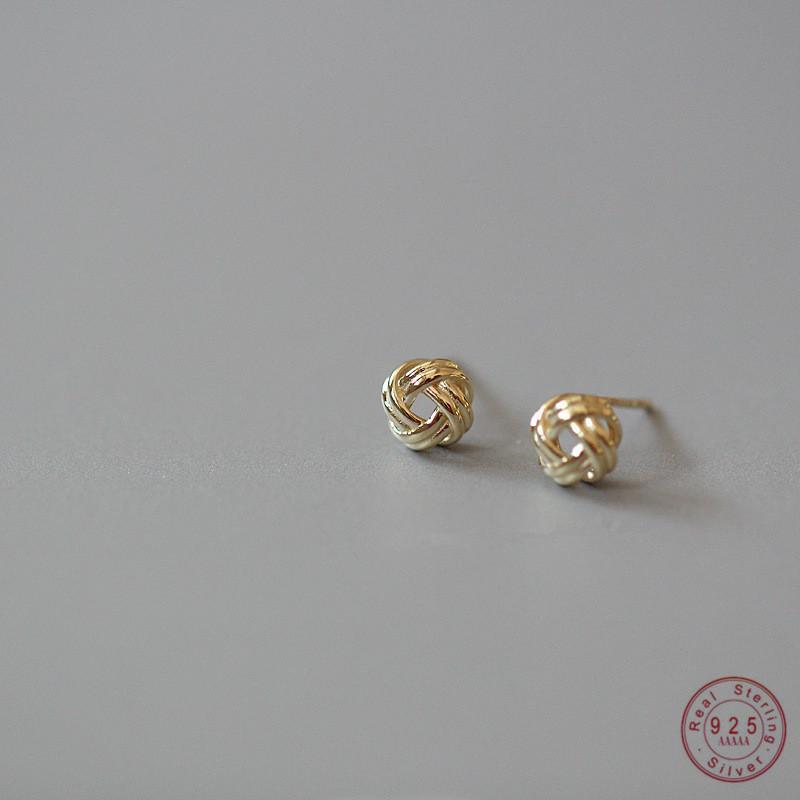 Stud 925 Sterling Silver Korean Hair Ball Earrings Women Simple 14k Gold Fashion Exquisite Party Jewelry Accessories, Golden;silver
Stud 925 Sterling Silver Korean Hair Ball Earrings Women Simple 14k Gold Fashion Exquisite Party Jewelry Accessories, Golden;silver