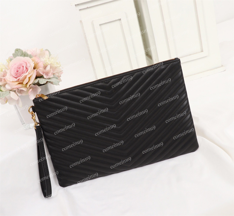 Wholesale 2021 Soft Lambskin Clutch wallet Men Women Outdoor Fashion Multifunction Purse Cosmetic bag Genuine Leather shoulder bags 36cm comeinu9, Black zipper
Wholesale 2021 Soft Lambskin Clutch wallet Men Women Outdoor Fashion Multifunction Purse Cosmetic bag Genuine Leather shoulder bags 36cm comeinu9, Black zipper