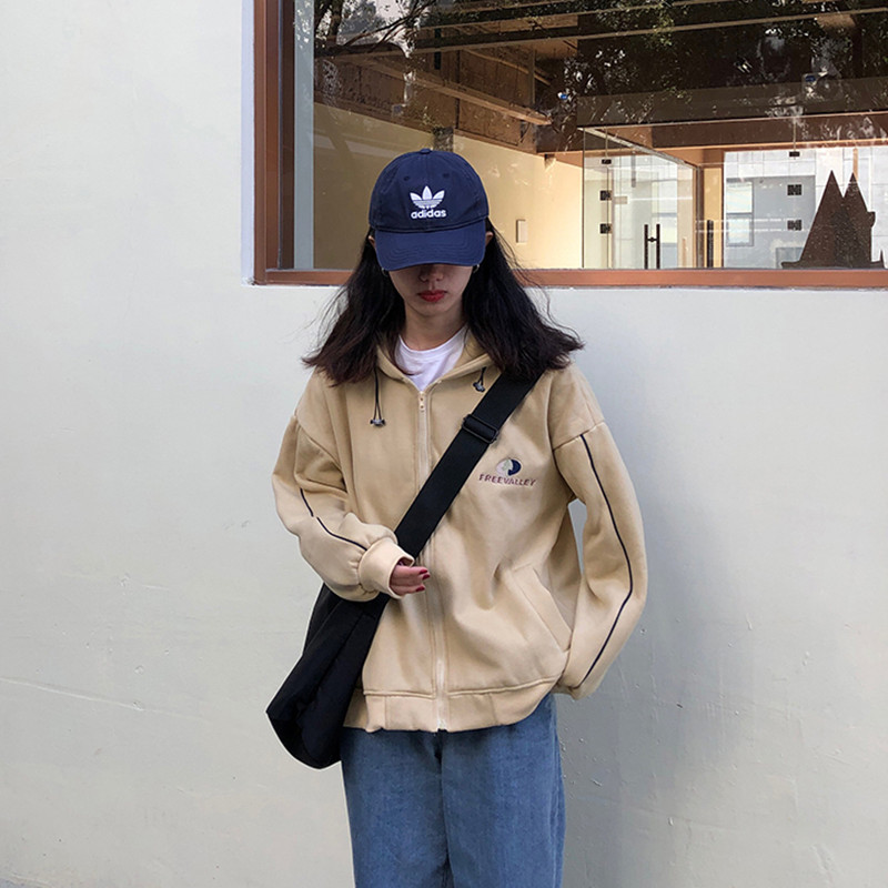 3 colors korean letter Women Autumn Winter Hooded Coats Warm Zipper Jacket Casual Clothing Tops Female Coat womens (F3894), Black;brown
3 colors korean letter Women Autumn Winter Hooded Coats Warm Zipper Jacket Casual Clothing Tops Female Coat womens (F3894), Black;brown