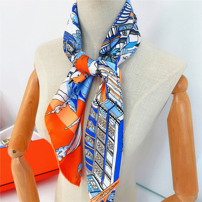 Luxury Brand Design Scarves Euro Stylish Fashion Square Scarfs and Shawl Wrap Hijab Vintage Headscarf Autumn Winter Scarf Kerchief Winter Muffler Female
Luxury Brand Design Scarves Euro Stylish Fashion Square Scarfs and Shawl Wrap Hijab Vintage Headscarf Autumn Winter Scarf Kerchief Winter Muffler Female