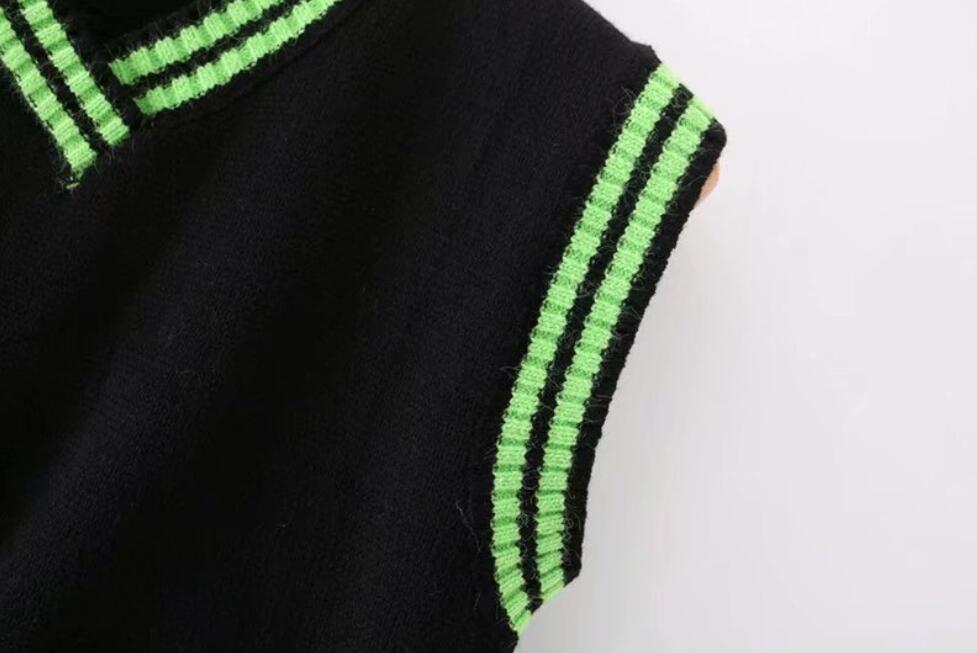 Preppy Style Green Strip Black Knitted Sweater Vest Women 90's Vintage Korean Clothing Striped V Neck Tank Top Y2K Knitwear 210429