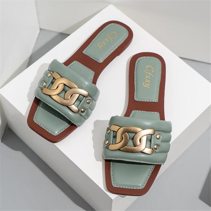 Ladies Flip Flops 2021 Summer Slides Fashion Black Metal Chain Decorated Flat Round Toe Women Female Beach Shoes Slippers
Ladies Flip Flops 2021 Summer Slides Fashion Black Metal Chain Decorated Flat Round Toe Women Female Beach Shoes Slippers