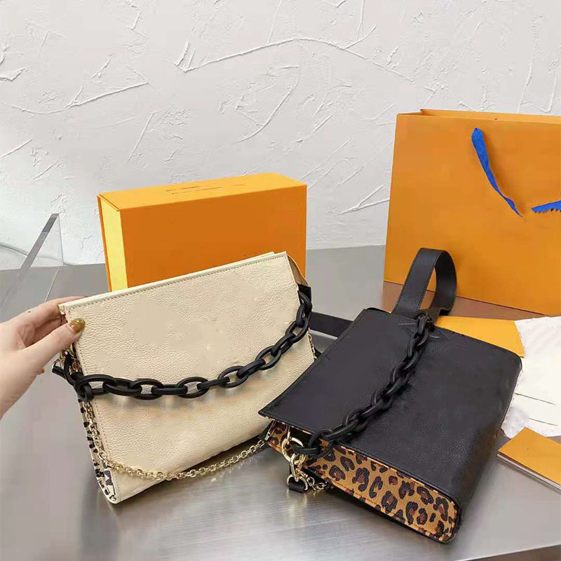 2021 Designers Wash Bag Womens Leopard Print Cosmetic bags totes Women Fashion Brand Pochette Handbags Purses With Chain Shoulder Strap Genu
2021 Designers Wash Bag Womens Leopard Print Cosmetic bags totes Women Fashion Brand Pochette Handbags Purses With Chain Shoulder Strap Genu