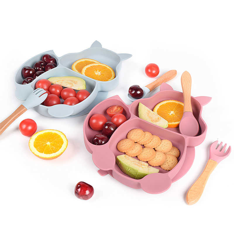 8PCS/Set Cute Silicone Baby Plate Bowl And Training Cup Wooden Spoon Forks Set Suction Kids's Tableware Dishes Stuff 211012