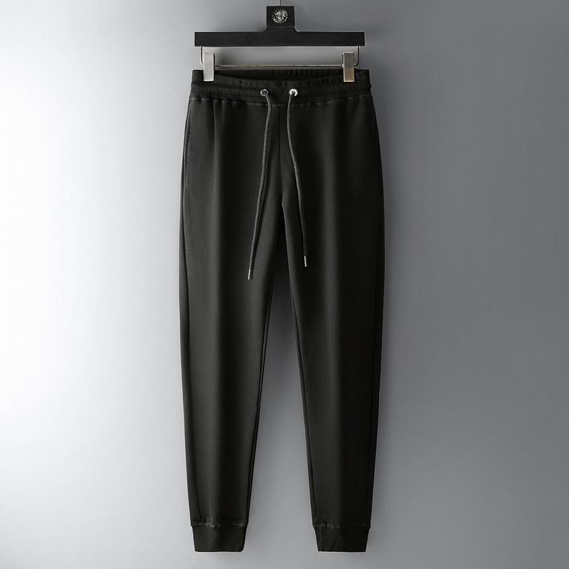 2021 new autumn and winter leisure fashion solid color men's youth breathable sports warm guard pants, Black
2021 new autumn and winter leisure fashion solid color men's youth breathable sports warm guard pants, Black