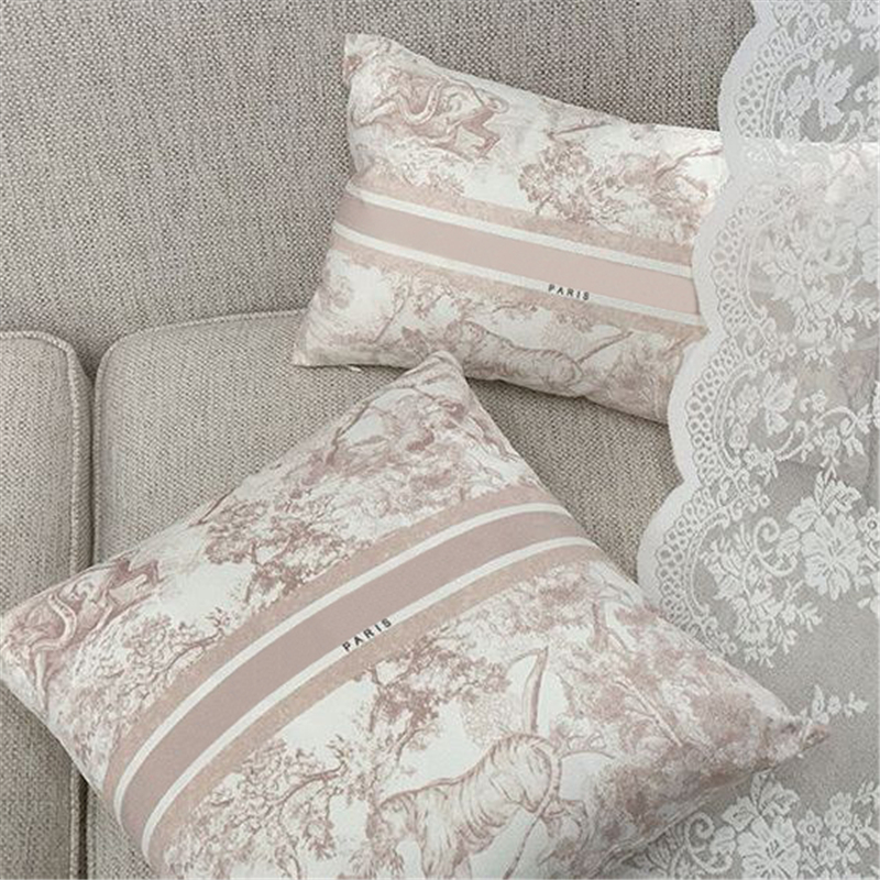 2021 Fashion Designer Pillow Bedside Sofa Lumbar Pillows Luxurys Cushion Living Room Bedroom Office Designers Pillow Kmukmu, Extra logistics fee
2021 Fashion Designer Pillow Bedside Sofa Lumbar Pillows Luxurys Cushion Living Room Bedroom Office Designers Pillow Kmukmu, Extra logistics fee