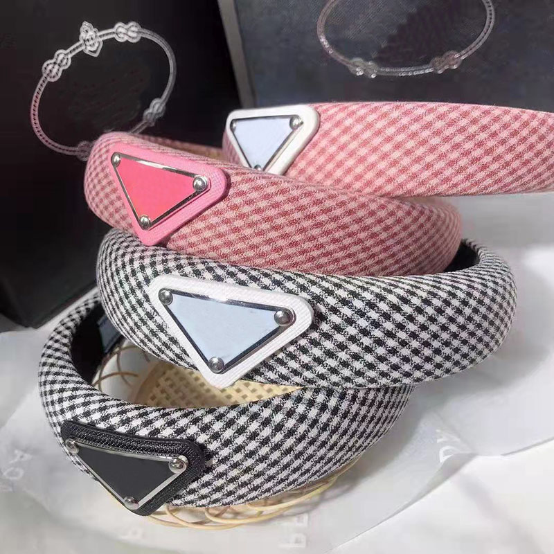 Girls Luxury Headbands Hair bands Women Brand Elastic Letter P Hairbands Sports Fitness Wedding Headband Head Wrap
Girls Luxury Headbands Hair bands Women Brand Elastic Letter P Hairbands Sports Fitness Wedding Headband Head Wrap