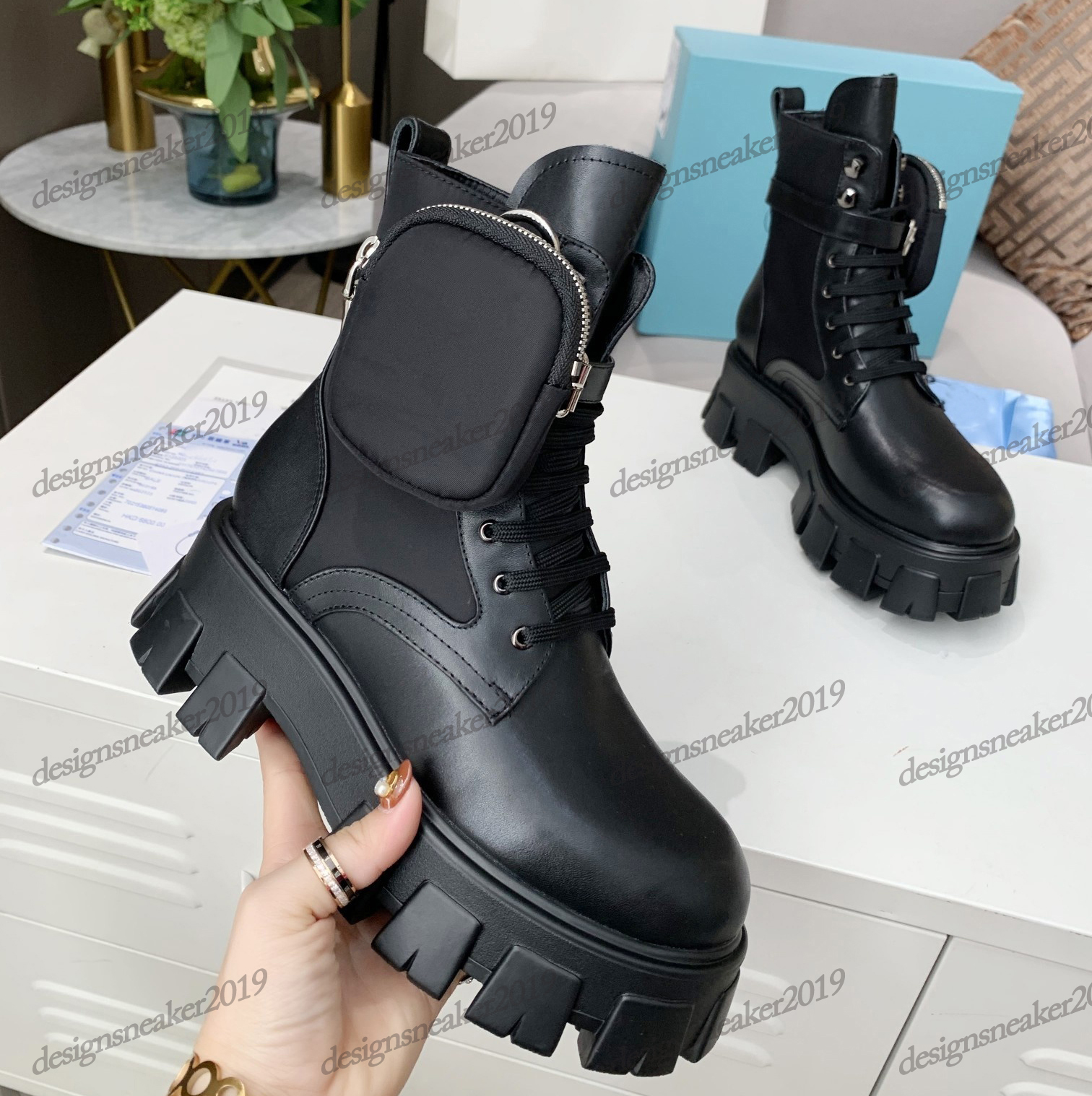 Women Winter Martin Ankle Boots Brushed Rois Real Leather And Nylon Combat Boot New Removable Keycase Thick Bottom Round Toes Ladies Motorcy, Black
Women Winter Martin Ankle Boots Brushed Rois Real Leather And Nylon Combat Boot New Removable Keycase Thick Bottom Round Toes Ladies Motorcy, Black