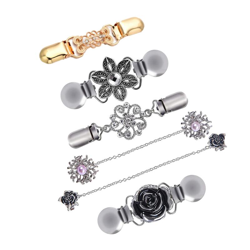Pins, Brooches 6 Pieces Retro Cardigan Clip Sweater Collar Antique Flowers Flexible Beaded Duck-mouth Shirt Clips For Women, Gray
Pins, Brooches 6 Pieces Retro Cardigan Clip Sweater Collar Antique Flowers Flexible Beaded Duck-mouth Shirt Clips For Women, Gray