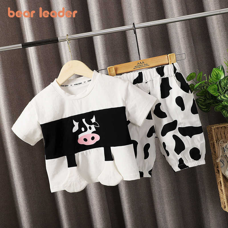 Bear Leader Kids Boys Summer Fashion Clothing Sets Casual Cartoon T-Shirt And Dot Pants Outfits For Boy Baby Cute Suits 210708, Ah5713white
Bear Leader Kids Boys Summer Fashion Clothing Sets Casual Cartoon T-Shirt And Dot Pants Outfits For Boy Baby Cute Suits 210708, Ah5713white
