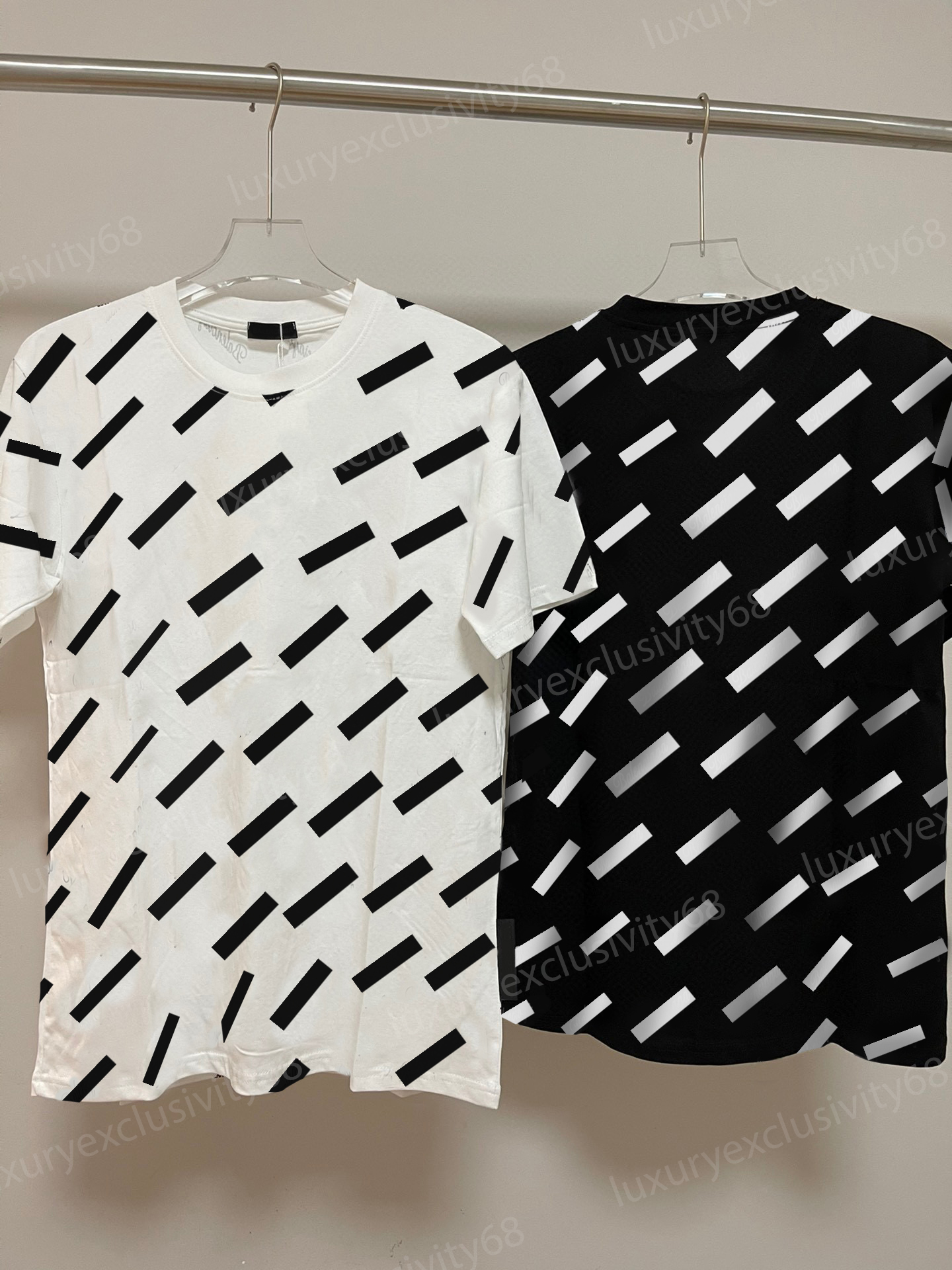 Designer cotton men's and women's summer T-shirts solid color short-sleeved tops Slim breathable letters round neck embroidery, As shown
Designer cotton men's and women's summer T-shirts solid color short-sleeved tops Slim breathable letters round neck embroidery, As shown