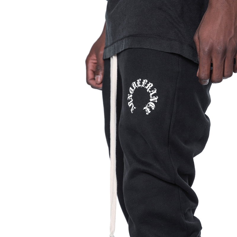 Hot Sell ARNODEFRANCE ADF19 Pants Black Drawstring Trousers Sweatpants Vintage Street Casual Men Women Comfortable Sport Pants HFHLKZ019
Hot Sell ARNODEFRANCE ADF19 Pants Black Drawstring Trousers Sweatpants Vintage Street Casual Men Women Comfortable Sport Pants HFHLKZ019