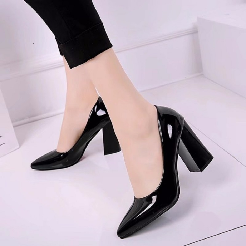 Sandals Pointed shallow mouth women's single shoes 2021 high heel work thick mid- spring and autumn wedding 63R1, Heel height 7 cm
Sandals Pointed shallow mouth women's single shoes 2021 high heel work thick mid- spring and autumn wedding 63R1, Heel height 7 cm