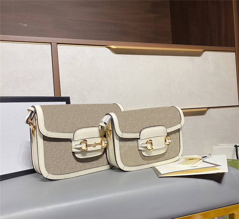 2021 SS women fashion trends handbags messenger shoulder bags luxurys designers hasp letter casual lady wallets ladies cross body clutch bag business vintage totes, White
2021 SS women fashion trends handbags messenger shoulder bags luxurys designers hasp letter casual lady wallets ladies cross body clutch bag business vintage totes, White