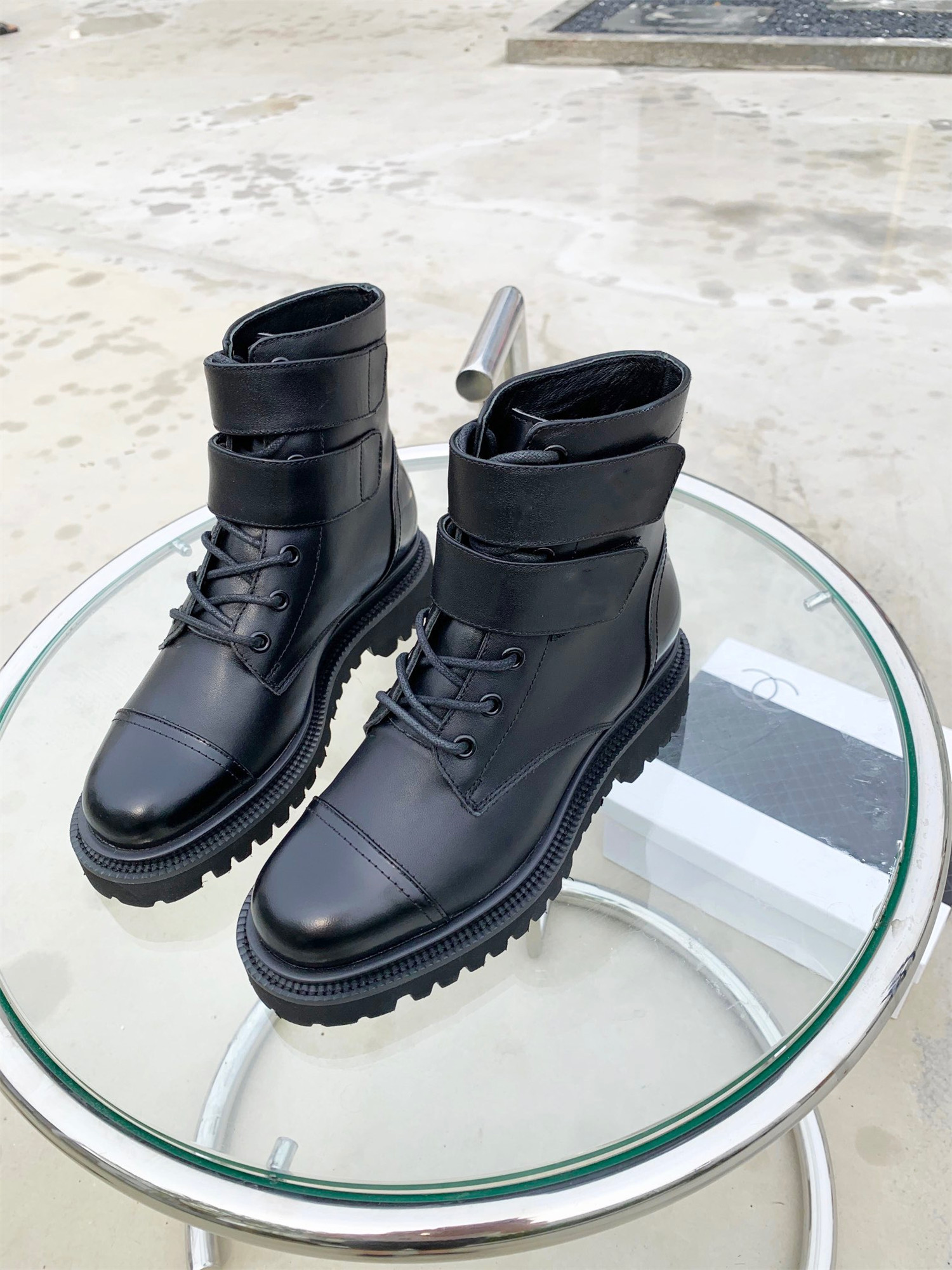 Fashion Designer Ankle boots Women Shoes Winter Booties Ladies Girls Silk Cowhide Leather High Top Womens Flat Boot, Box
Fashion Designer Ankle boots Women Shoes Winter Booties Ladies Girls Silk Cowhide Leather High Top Womens Flat Boot, Box