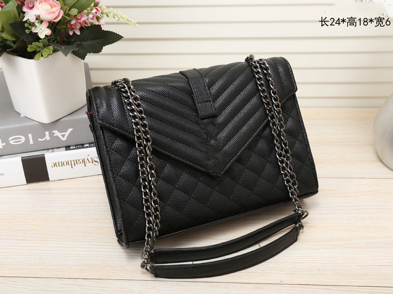 Famous Women Black chain Shoulder Bag pu Leather Handbags Metal Leather Portable Diagonal Crossbody Bags
Famous Women Black chain Shoulder Bag pu Leather Handbags Metal Leather Portable Diagonal Crossbody Bags