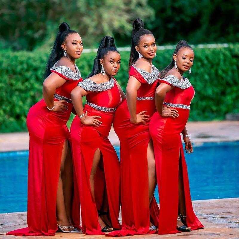 2022 Sexy African Red Off Shoulder Bridesmaid Dresses Plus Size with Sash Side Split Mermaid Crystal Beads Long Maid of Honor Prom Dress Wedding Party