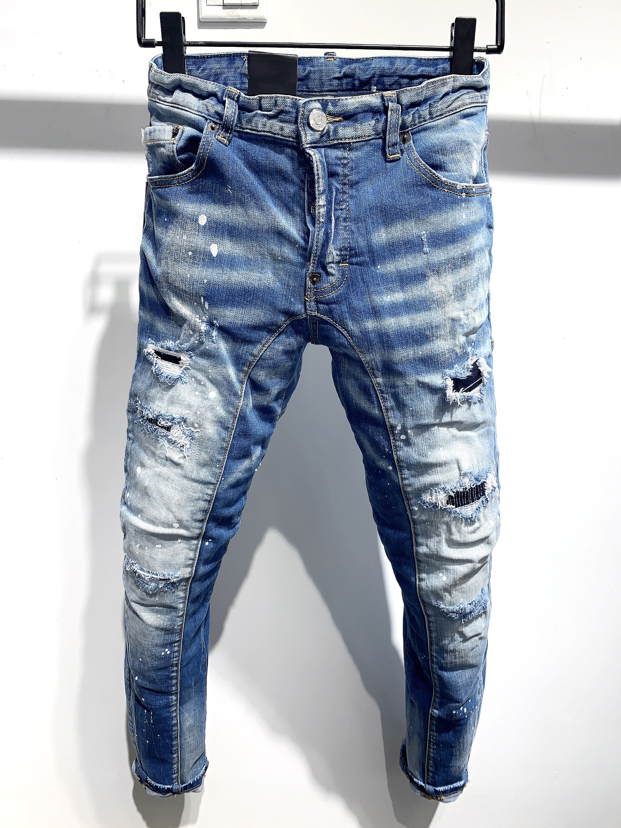 21s Mens jeans designer Ripped Skinny Trousers Moto biker hole Slim Fashion Brand Distressed ture Denim pants Hip hop Men D2 A392 ds qua, Blue
21s Mens jeans designer Ripped Skinny Trousers Moto biker hole Slim Fashion Brand Distressed ture Denim pants Hip hop Men D2 A392 ds qua, Blue