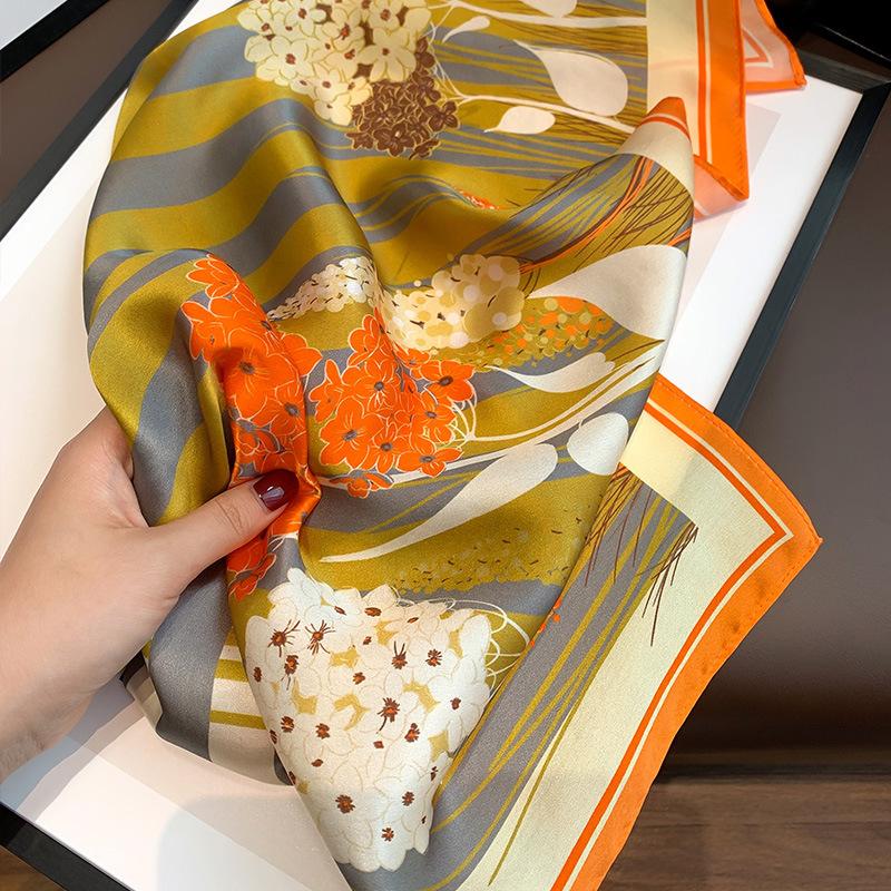 Scarves Fashion Silk Hair Scarf Women Handkerchief Printed Female Square 2022 Bandana Hijab 100% Pure Luxury Wraps Foulard, Blue;gray
Scarves Fashion Silk Hair Scarf Women Handkerchief Printed Female Square 2022 Bandana Hijab 100% Pure Luxury Wraps Foulard, Blue;gray