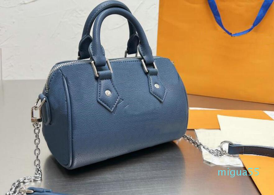 designer zipper soft leather tote bag lychee pattern tassel pendant chain shoulder messenger women's tote bags letter cross-body bags, Blue
designer zipper soft leather tote bag lychee pattern tassel pendant chain shoulder messenger women's tote bags letter cross-body bags, Blue