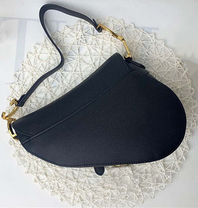 luxurys designer bags Designers handbag ladies Genuine leather handbag with letters Saddle bag high quality genuine leather handbags, Not for sale;please contact the seller
luxurys designer bags Designers handbag ladies Genuine leather handbag with letters Saddle bag high quality genuine leather handbags, Not for sale;please contact the seller