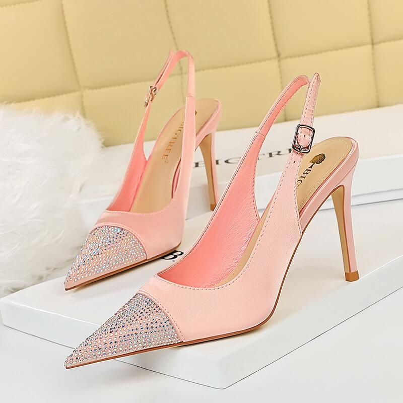 9.5cm black rhinestone fashion women shoes ladies high heels pumps size 34 to 43, Bronze
9.5cm black rhinestone fashion women shoes ladies high heels pumps size 34 to 43, Bronze