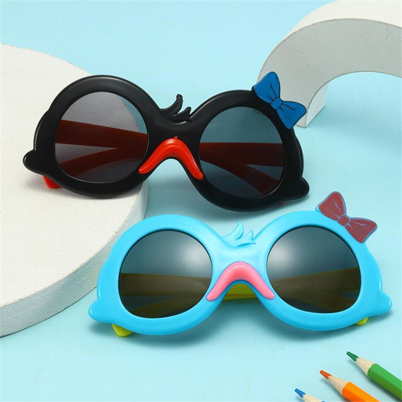 Fashion Children Sunglasses Cartoon Duck Sun Glasses Anti-UV Spectacles Kids Bow Design Eyeglasses Ornamental Adumbral A++, White;black
Fashion Children Sunglasses Cartoon Duck Sun Glasses Anti-UV Spectacles Kids Bow Design Eyeglasses Ornamental Adumbral A++, White;black