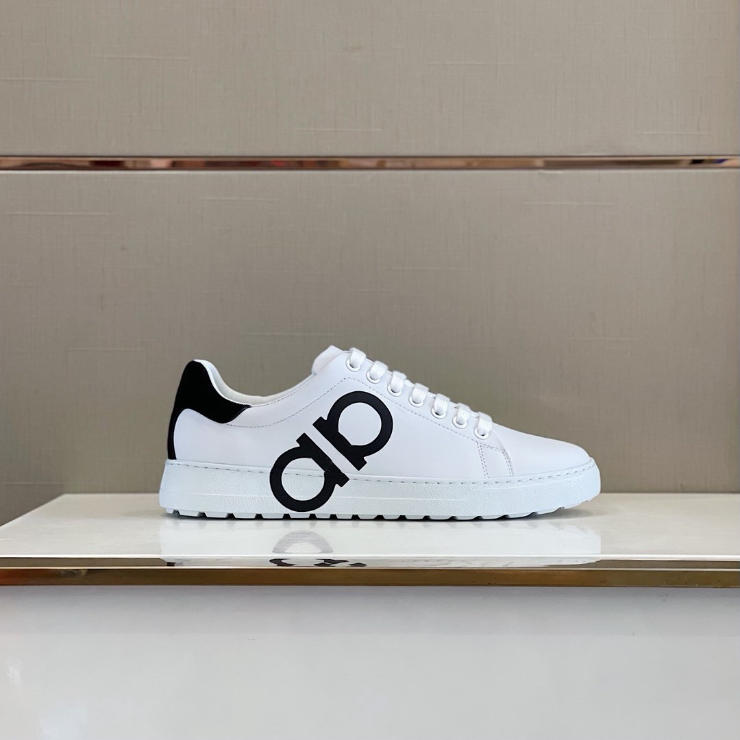 2021 Men Sneakers Slippers Shoes Top Quality Fashion White Leather Platform Flat Casual Party Wedding With Box q4, As picture 2
2021 Men Sneakers Slippers Shoes Top Quality Fashion White Leather Platform Flat Casual Party Wedding With Box q4, As picture 2