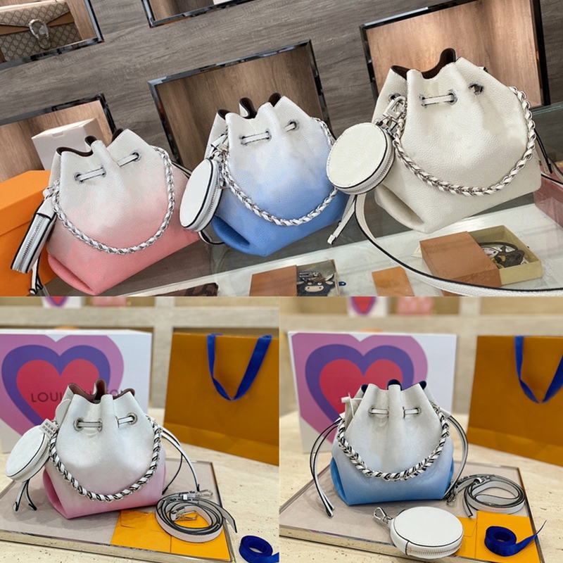 5A+ Quality Cowhide Neonoe Bella Bucket 2pcs Gradient shoulder bags with coin purse designer tote handbags women fashion messenger crossbody
5A+ Quality Cowhide Neonoe Bella Bucket 2pcs Gradient shoulder bags with coin purse designer tote handbags women fashion messenger crossbody