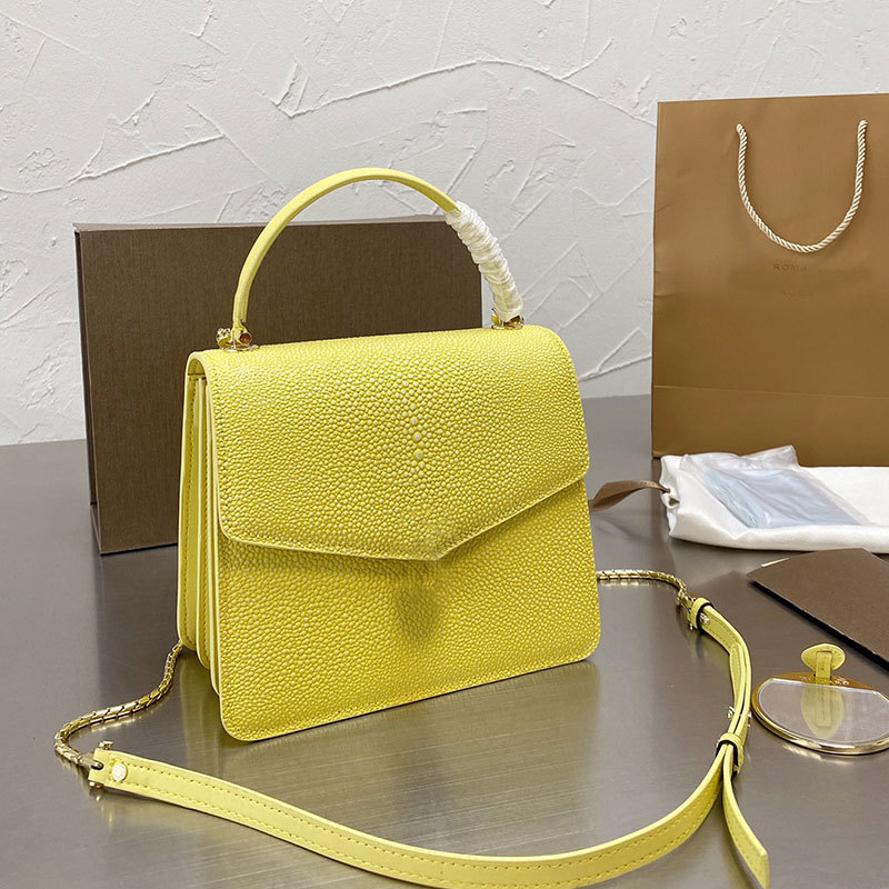 Handbag Women Luxurys Designers Bag 2021 Shoulder Bags Large Capacity Tote Genuine Leather Purse Chains Strap Female Package Vintage High Qu, No bags;make up the difference
Handbag Women Luxurys Designers Bag 2021 Shoulder Bags Large Capacity Tote Genuine Leather Purse Chains Strap Female Package Vintage High Qu, No bags;make up the difference