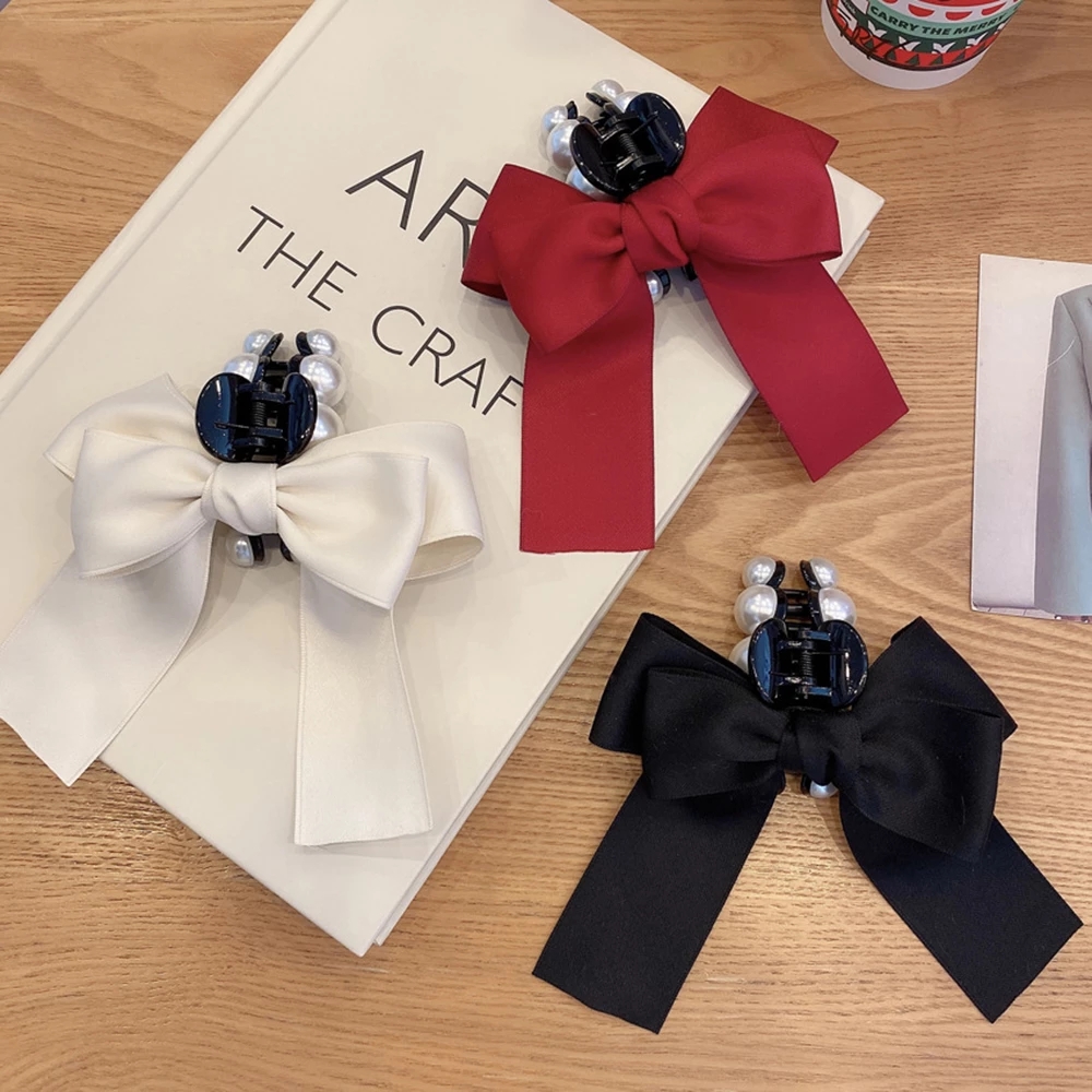Korean Pearl Bow Autumn Claws Barrettes Girl's Back Hair Clip Big Hair Clip hair accessories
Korean Pearl Bow Autumn Claws Barrettes Girl's Back Hair Clip Big Hair Clip hair accessories