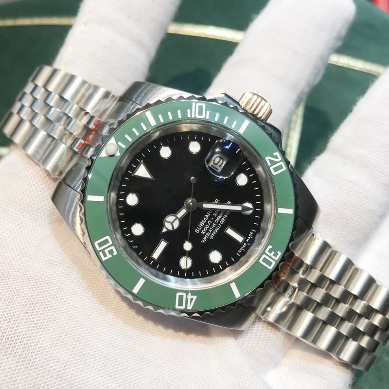 15 colours Mens Watches Green Ceramic bezel black dial sapphire glass Luminous Automatic sweeping 904L stainless steel waterproof wristwatches, Slivery;brown
15 colours Mens Watches Green Ceramic bezel black dial sapphire glass Luminous Automatic sweeping 904L stainless steel waterproof wristwatches, Slivery;brown