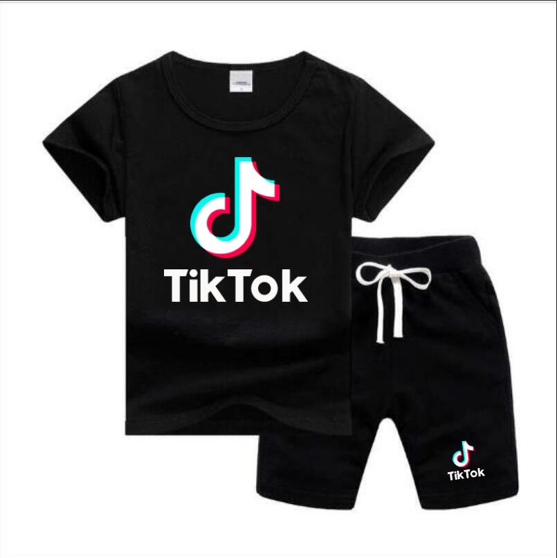 Luxury Designer Baby Summers Clothes Set Kids Boy Girl Short Sleeve Tee and Pants 2Pcs Suits Fashion Tracksuits Outfits Summer Sport Suit., White
Luxury Designer Baby Summers Clothes Set Kids Boy Girl Short Sleeve Tee and Pants 2Pcs Suits Fashion Tracksuits Outfits Summer Sport Suit., White