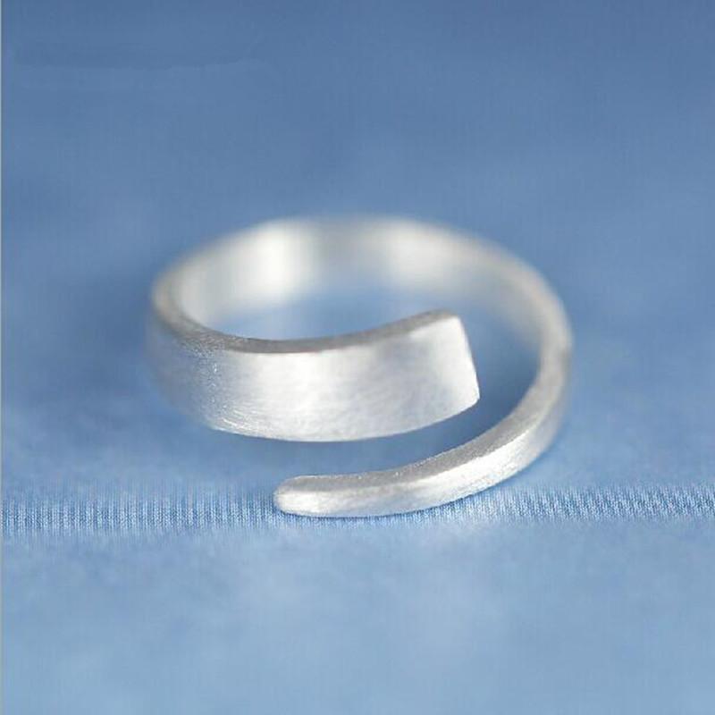 Cluster Rings Classic Simple Matte Opening Women's Korean 925 Sterling Silver Jewelry Twisted Geometric Creative SR54
Cluster Rings Classic Simple Matte Opening Women's Korean 925 Sterling Silver Jewelry Twisted Geometric Creative SR54