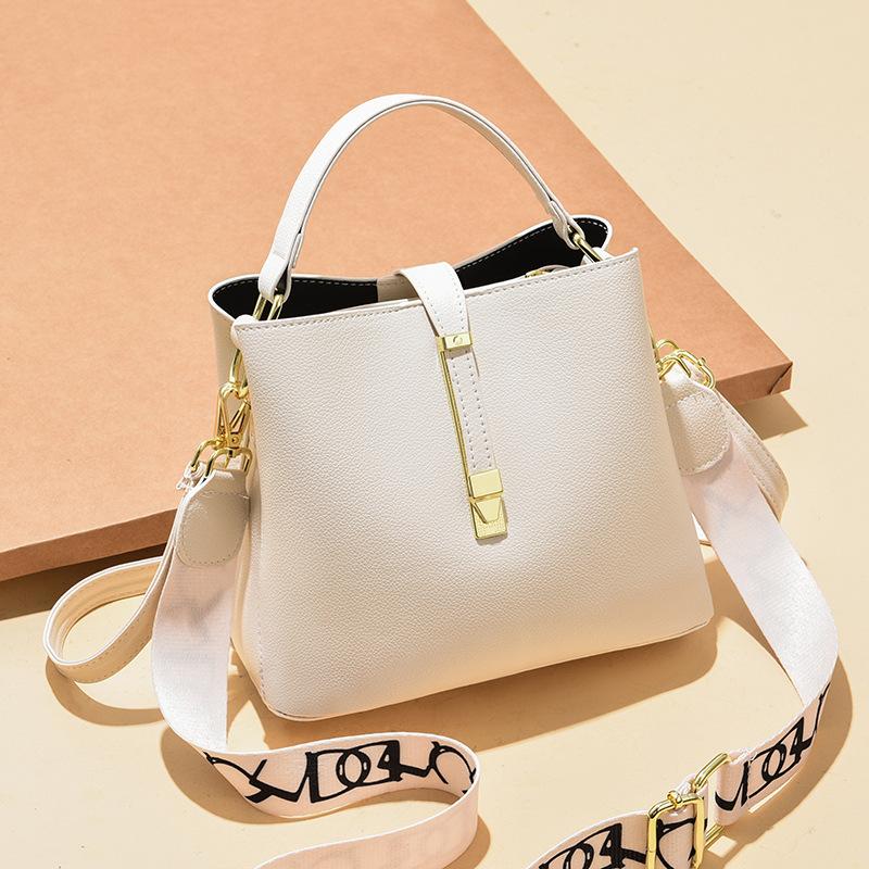 Waist Bags Women's Broadband Messenger Bag 2021 Tide Korean Fashion Large Capacity Bucket Ladies Shoulder
Waist Bags Women's Broadband Messenger Bag 2021 Tide Korean Fashion Large Capacity Bucket Ladies Shoulder